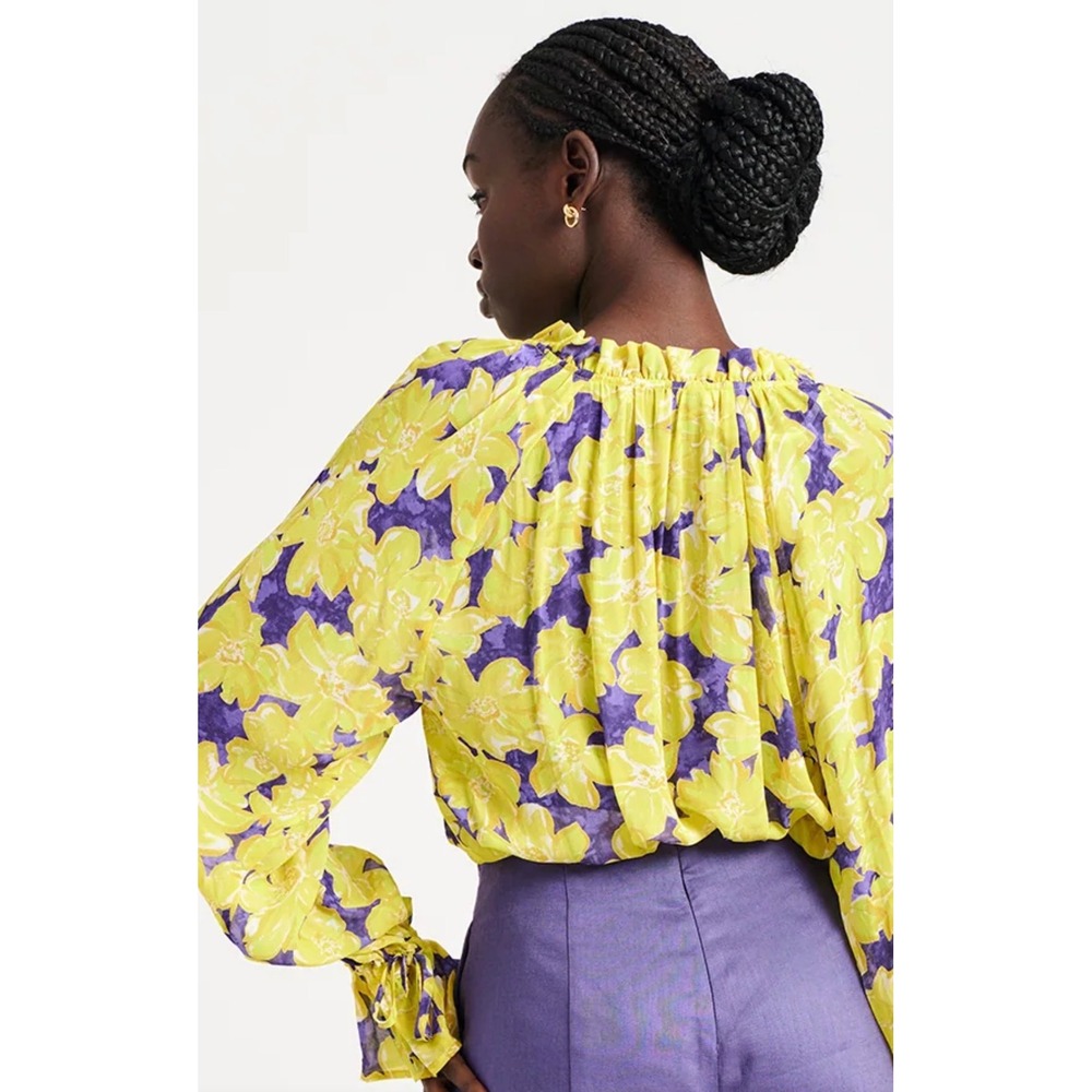 Aureta Studio Floral Ruffle Neck Blouse Nightshade / Yellow Size [M]